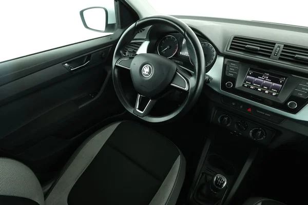 Skoda Fabia (2016) — foto 4 van 16