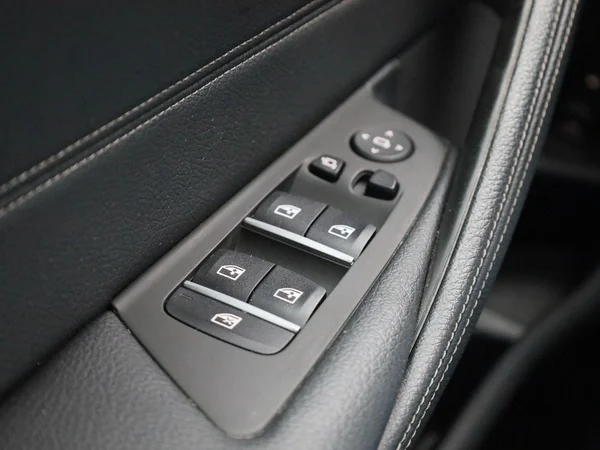BMW 5 Reeks (2023) — foto 24 van 44