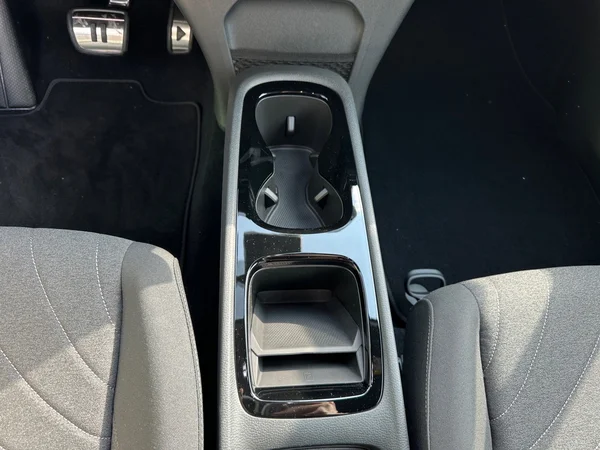 VOLKSWAGEN ID.3 (2024) — foto 3 van 24