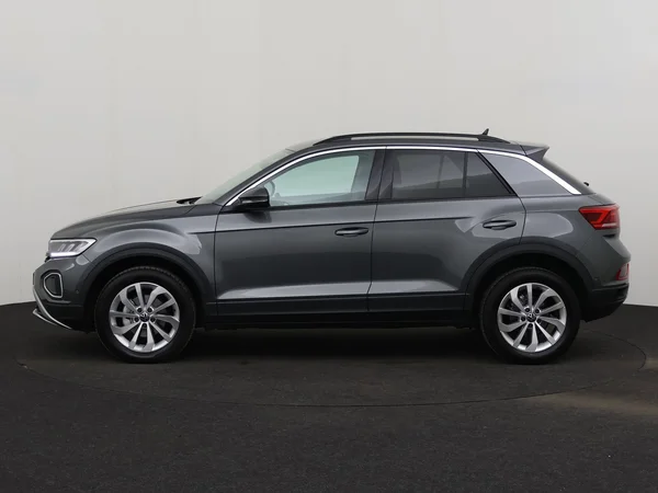 VOLKSWAGEN T-Roc (2025) — foto 13 van 18