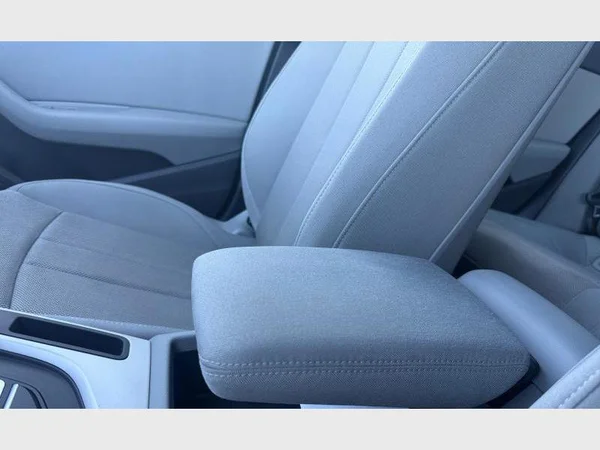 Audi A4 Avant (2021) — foto 13 van 29