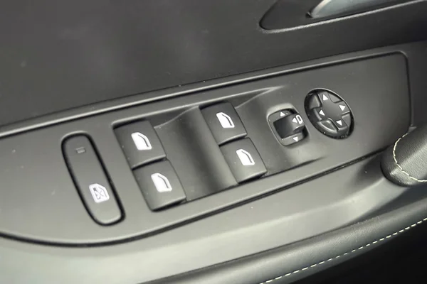Peugeot 208 (2020) — foto 15 van 36