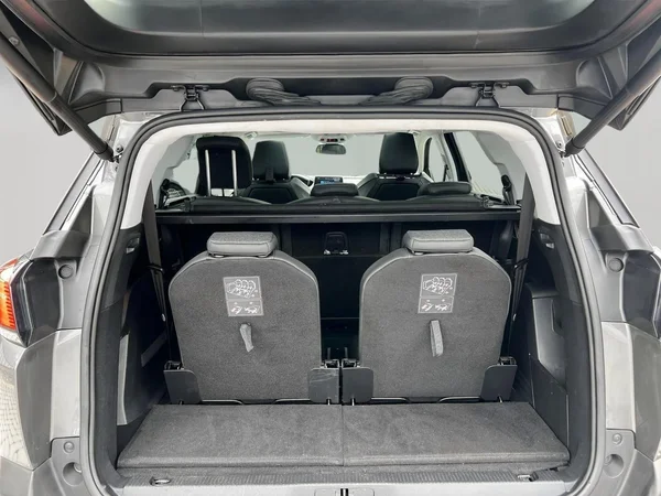 Peugeot 5008 (2020) — foto 20 van 22