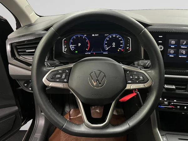 VOLKSWAGEN Polo (2022) — foto 4 van 18