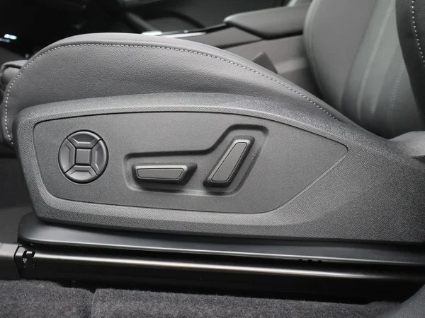 AUDI Q6 e-tron (2026) — foto 3 van 25