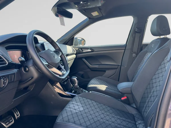 VOLKSWAGEN T-Cross (2025) — foto 15 van 24