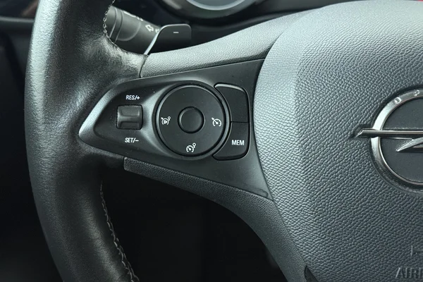 Opel Corsa (2020) — foto 6 van 18