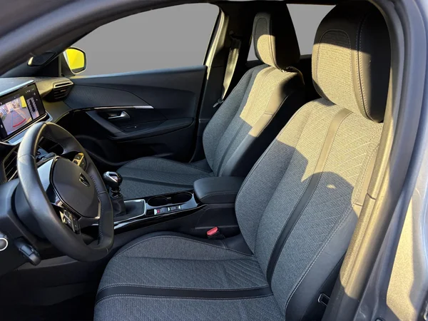 Peugeot 2008 (2024) — foto 6 van 20