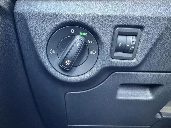 SKODA Kamiq (2020) — foto 6 van 29
