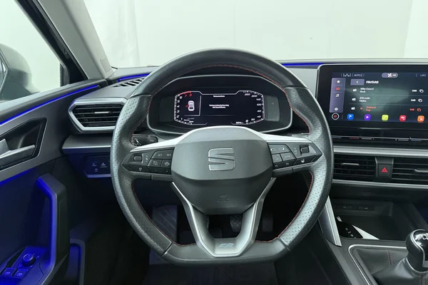 Seat Leon (2021) — foto 2 van 20