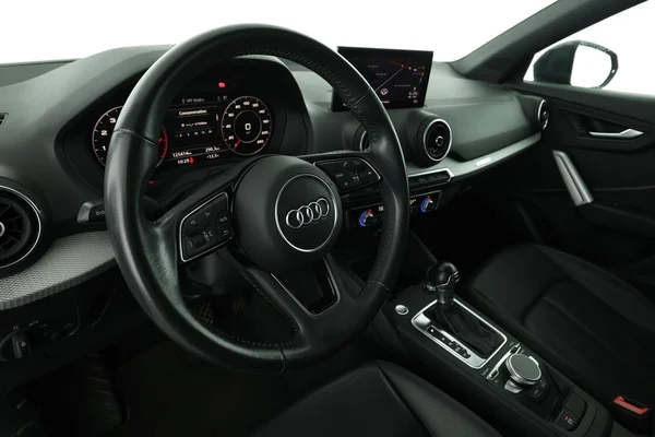 Audi Q2 (2020) — foto 2 van 16