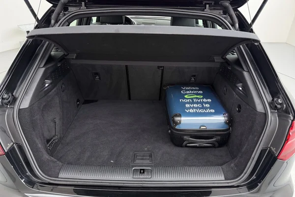 Audi A3 Sportback (2019) — foto 10 van 29