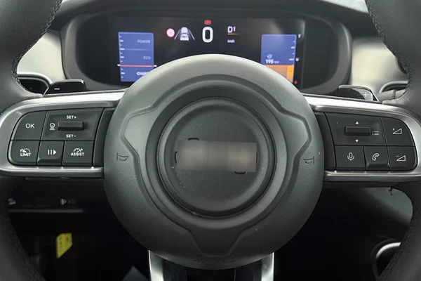 Jeep Avenger (2025) — foto 16 van 31