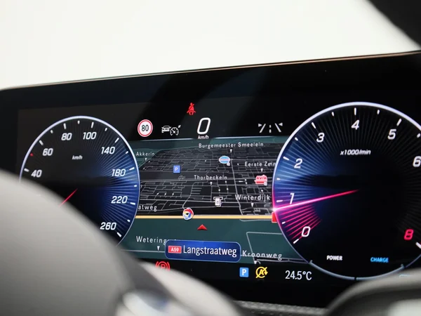 Mercedes-Benz CLA (2025) — foto 18 van 47