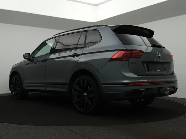 VOLKSWAGEN Tiguan Allspace (2024) — foto 34 van 35