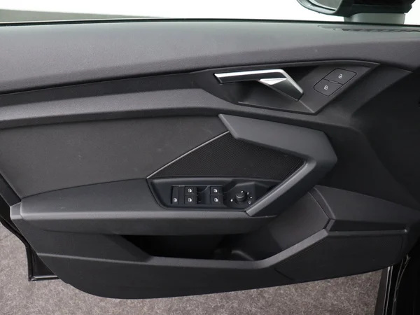 AUDI A3 Sportback (2024) — foto 8 van 17