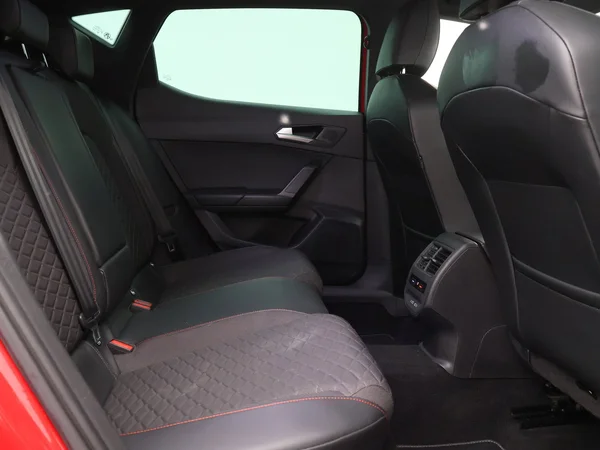 SEAT Leon (2021) — foto 3 van 27