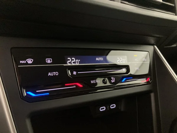 VOLKSWAGEN Taigo (2025) — foto 28 van 36