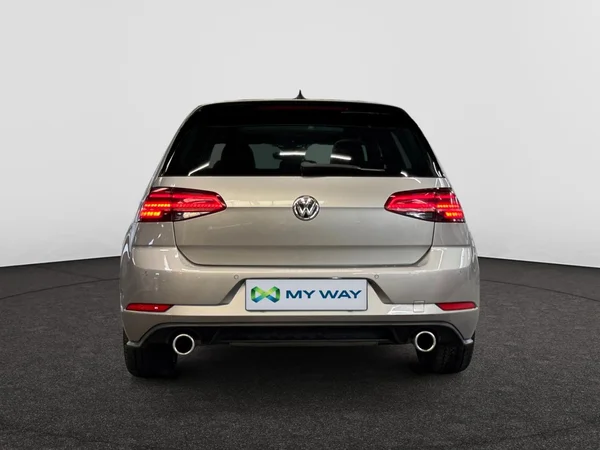 VOLKSWAGEN Golf VII GTI (2019) — foto 18 van 23