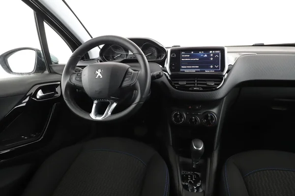 Peugeot 208 (2019) — foto 4 van 16