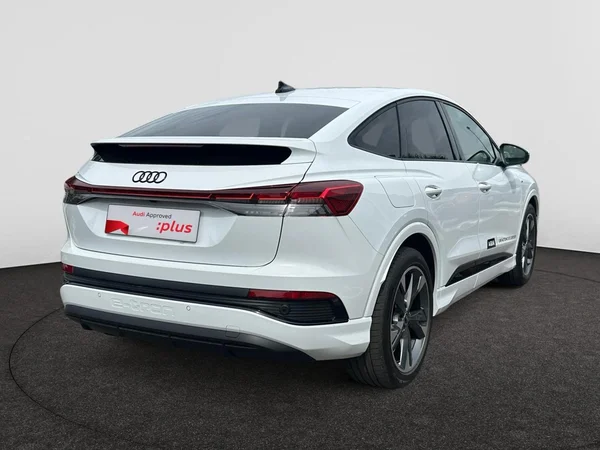 AUDI Q4 Sportback e-tron (2026) — foto 8 van 15