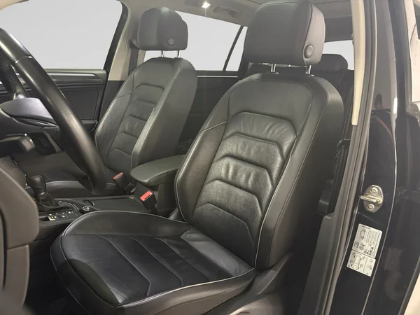 VOLKSWAGEN Tiguan Allspace (2019) — foto 7 van 16