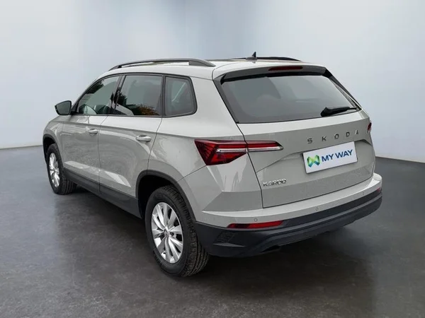 SKODA Karoq Dsl (2025) — foto 30 van 32