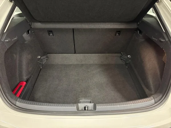 VOLKSWAGEN Taigo (2023) — foto 4 van 15