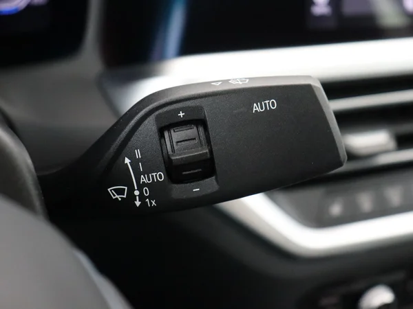 BMW 320 (2021) — foto 15 van 29