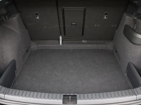SKODA Karoq (2025) — foto 6 van 18