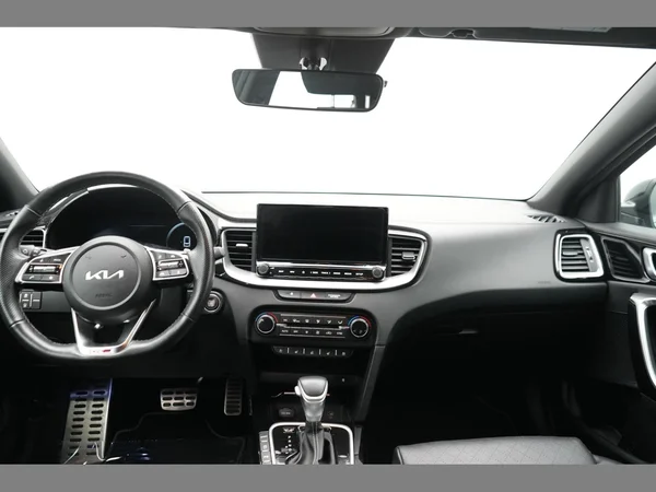 KIA Ceed (2023) — foto 6 van 29