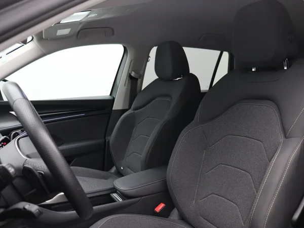 SKODA Kodiaq (2025) — foto 7 van 17