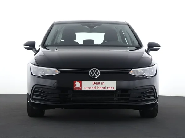 VOLKSWAGEN Golf (2024) — foto 25 van 27