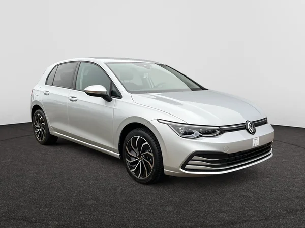 VOLKSWAGEN Golf VIII (2024) — foto 5 van 15