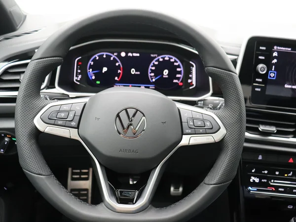 VOLKSWAGEN T-Roc (2026) — foto 8 van 21