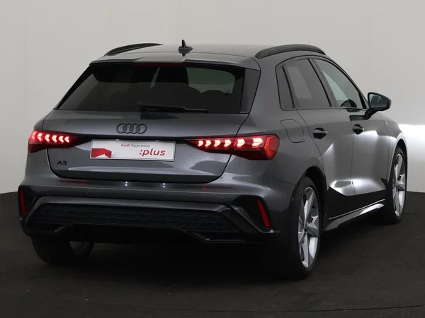 AUDI A3 Sportback (2025) — foto 9 van 18