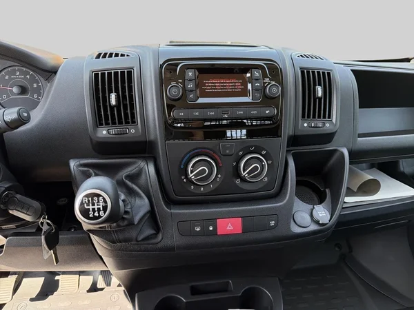 Opel Movano (2025) — foto 3 van 17
