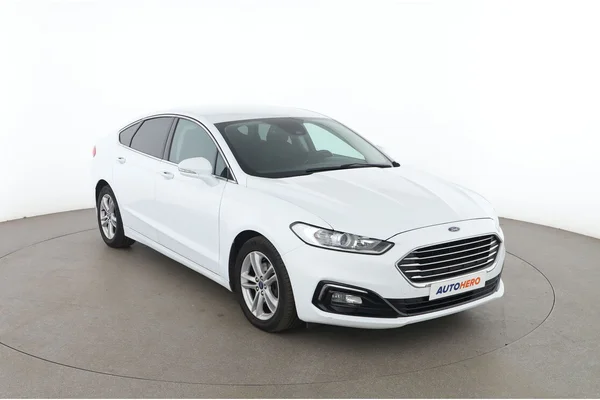 Ford Mondeo (2019) — foto 14 van 16