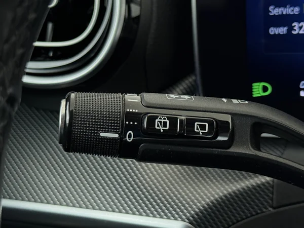 MERCEDES C 180 (2022) — foto 16 van 30