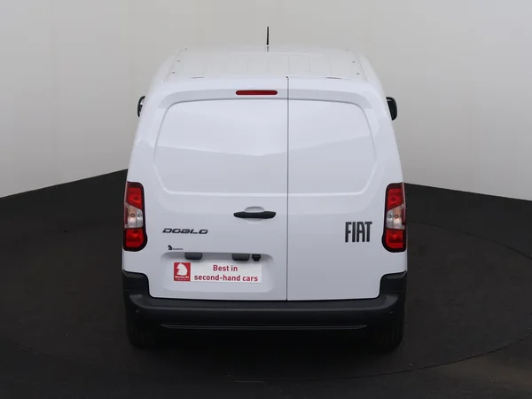 FIAT Doblo Cargo (2025) — foto 23 van 26
