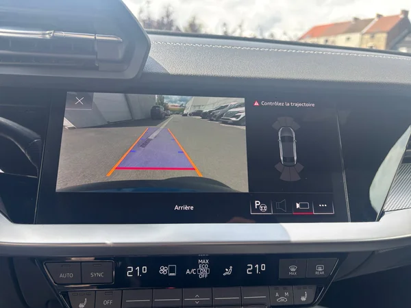 AUDI A3 Sedan (2024) — foto 10 van 18