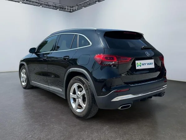 MERCEDES-BENZ GLA (H247) (2022) — foto 23 van 31