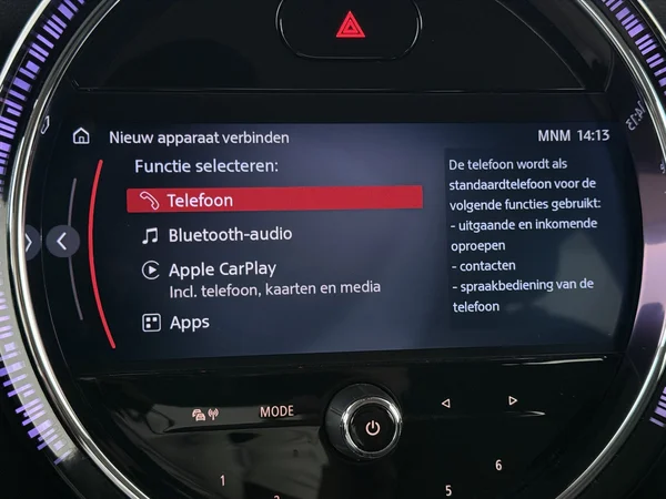 MINI Cooper (2022) — foto 13 van 27