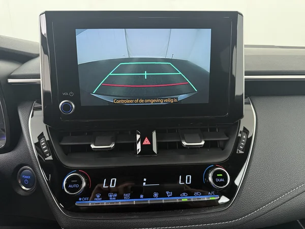 TOYOTA Corolla (2023) — foto 9 van 26
