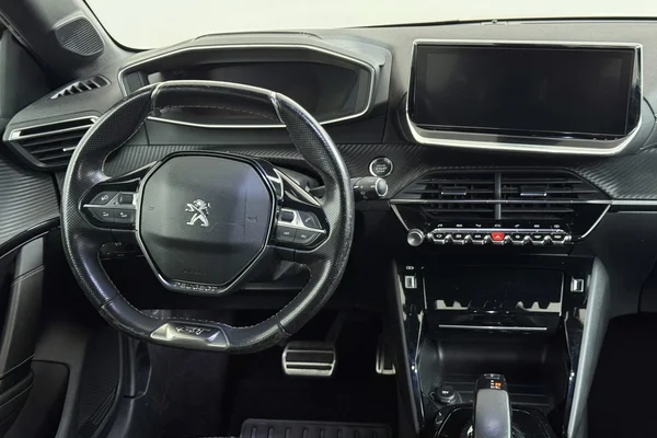 Peugeot E-208 (2021) — foto 5 van 36