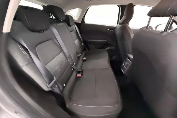 Renault Captur (2021) — foto 9 van 37
