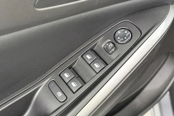 Opel Grandland (2024) — foto 16 van 24
