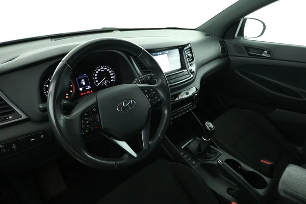 Hyundai Tucson (2018) — foto 2 van 16