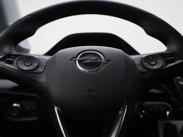 Opel Corsa (2021) — foto 20 van 39