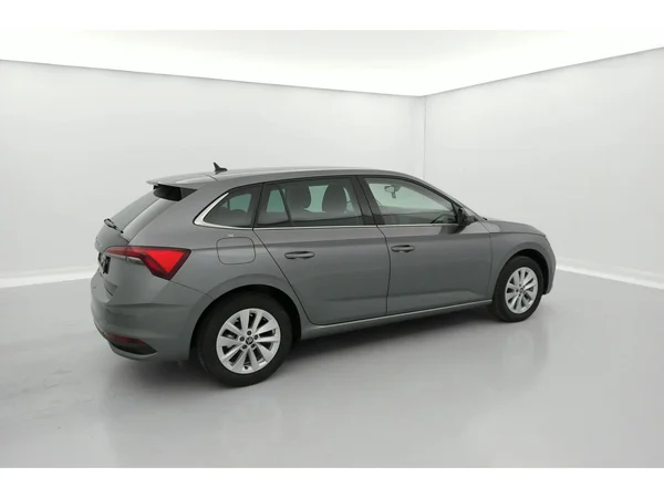 SKODA Scala (2025) — foto 32 van 34